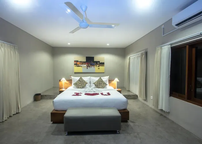 Sativa With Private Pool *